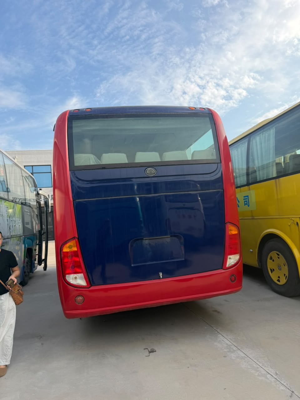 2024 Yutong Mini Bus — photo 11