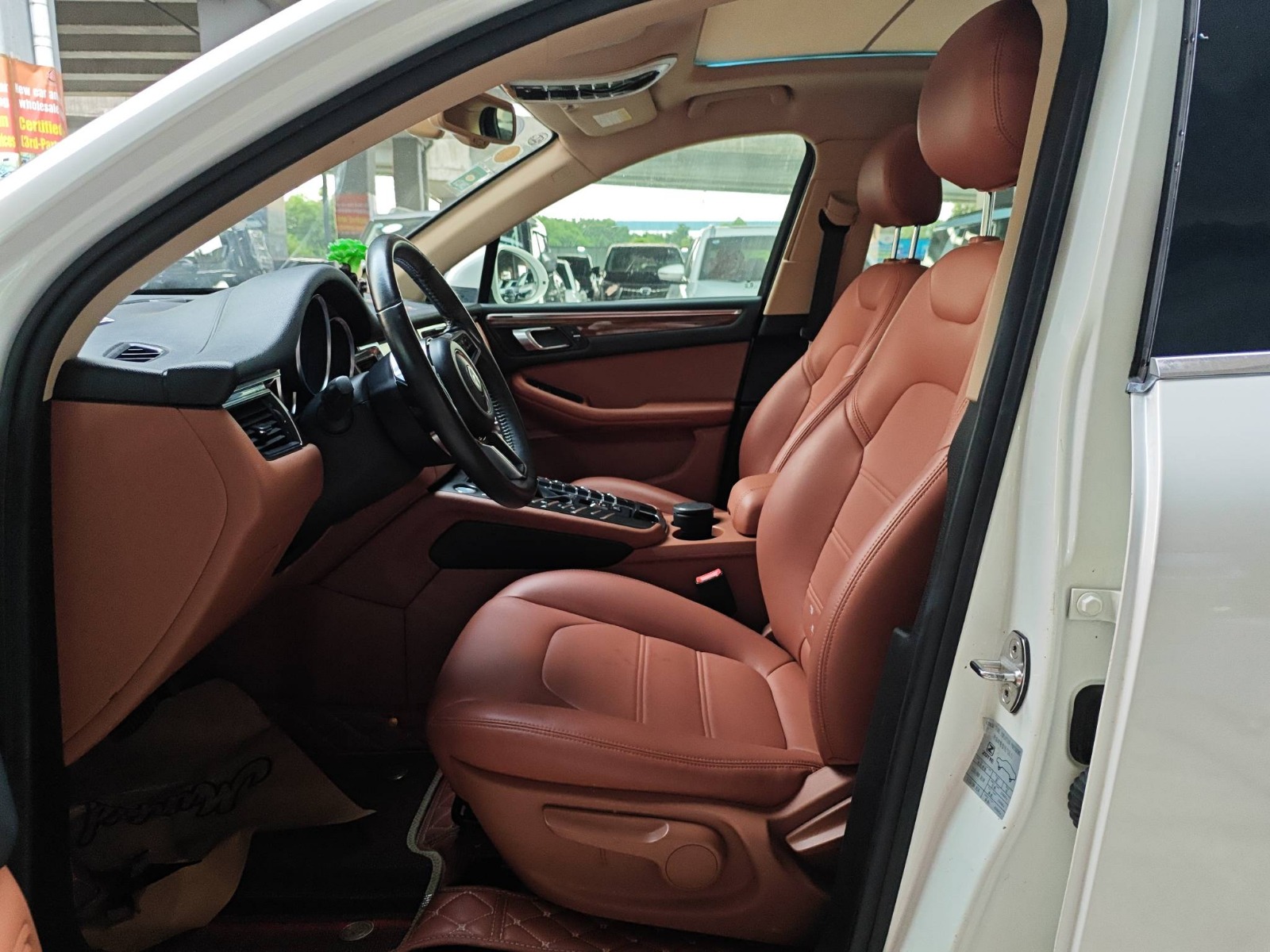 2017 Zotye SR9 — photo 2