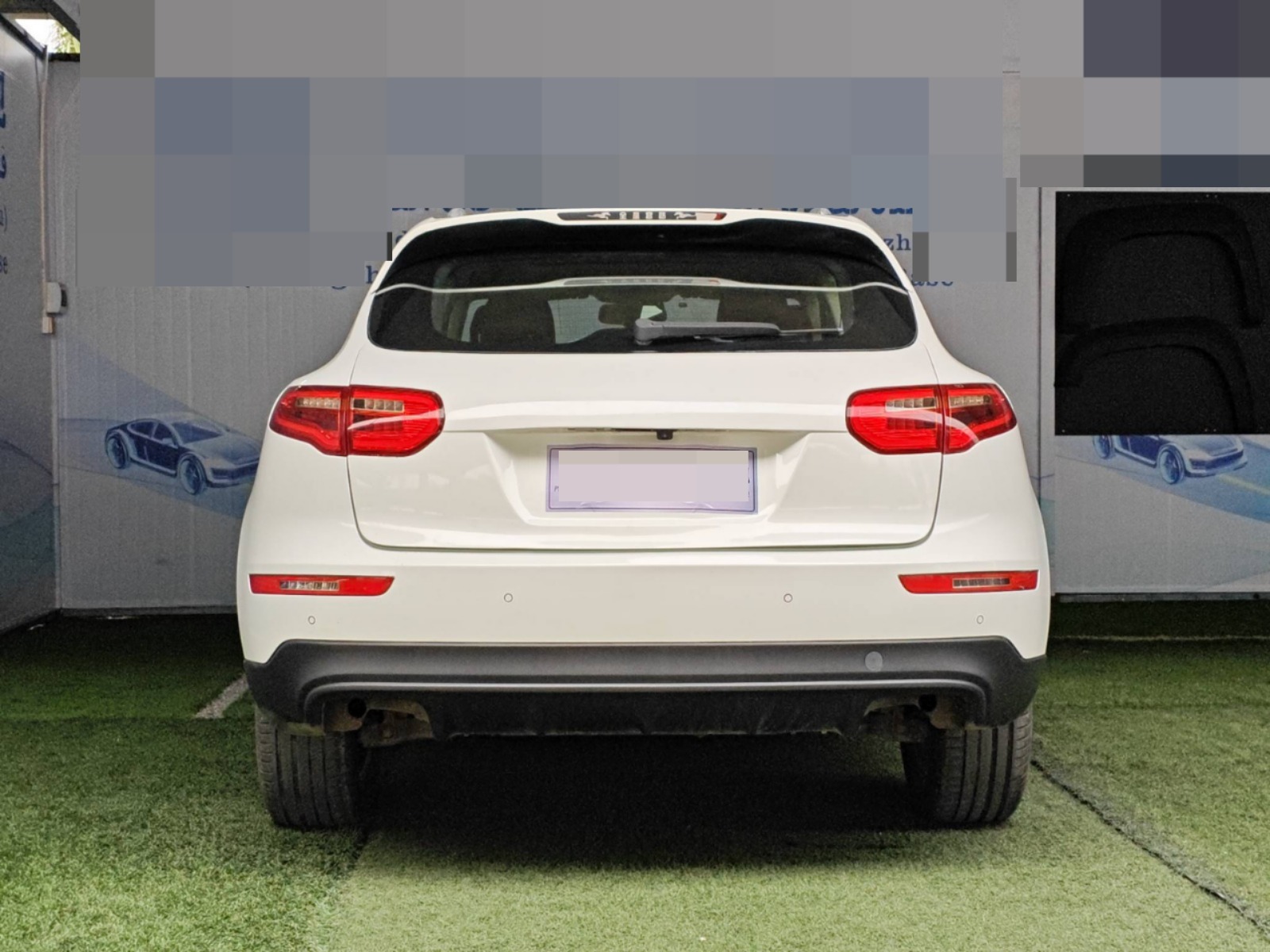 2017 Zotye SR9 — photo 5