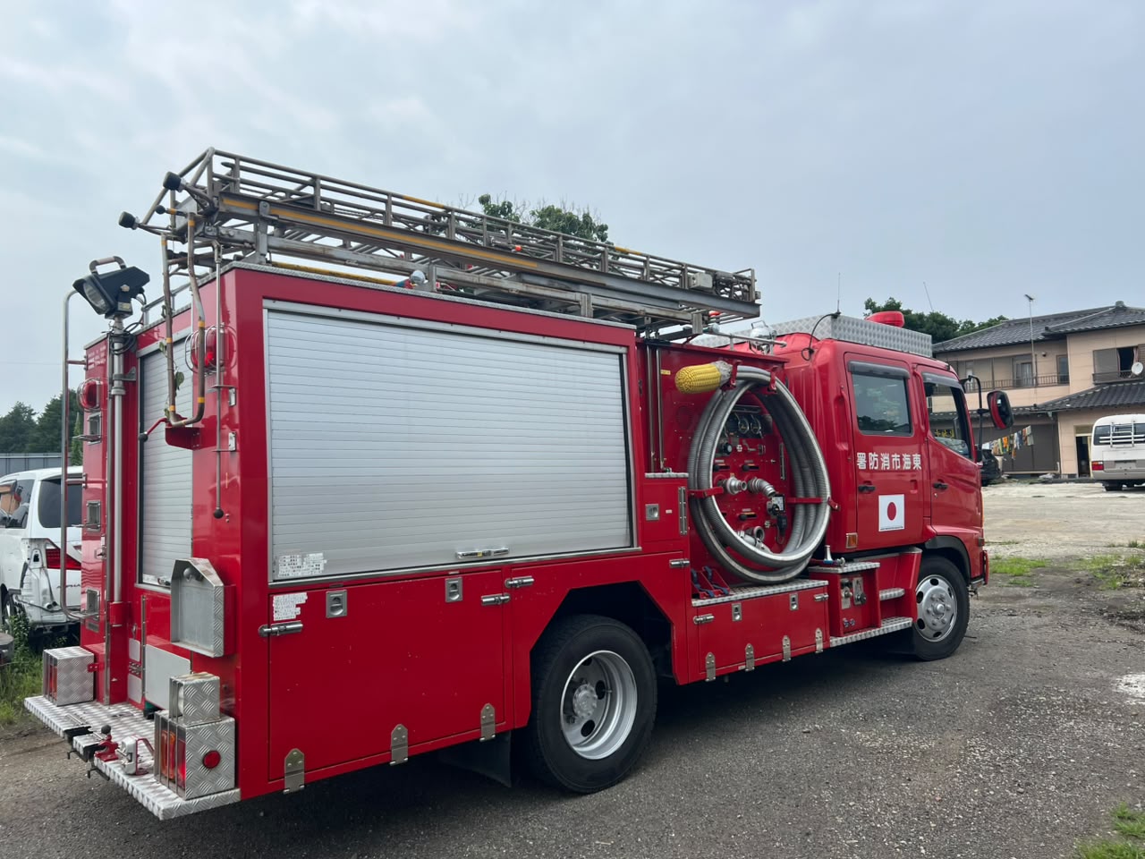 2017 Hino Fire Truck — photo 13