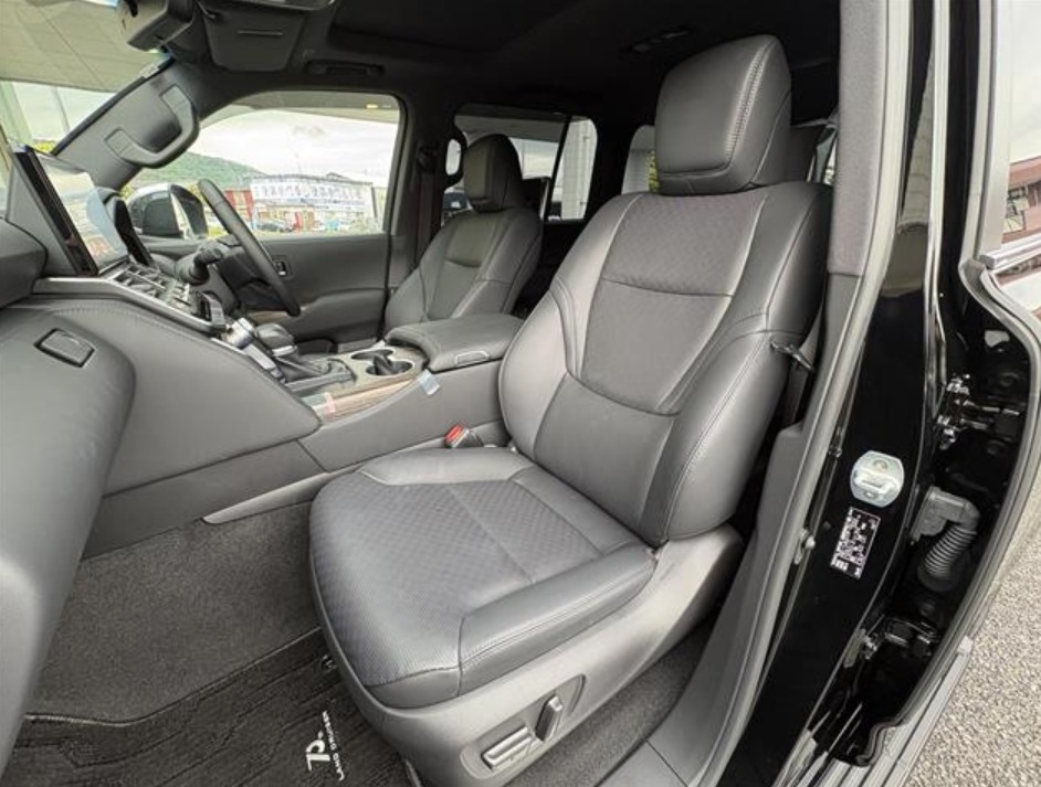 2024 Land Cruiser SUV ZX4WD — photo 11