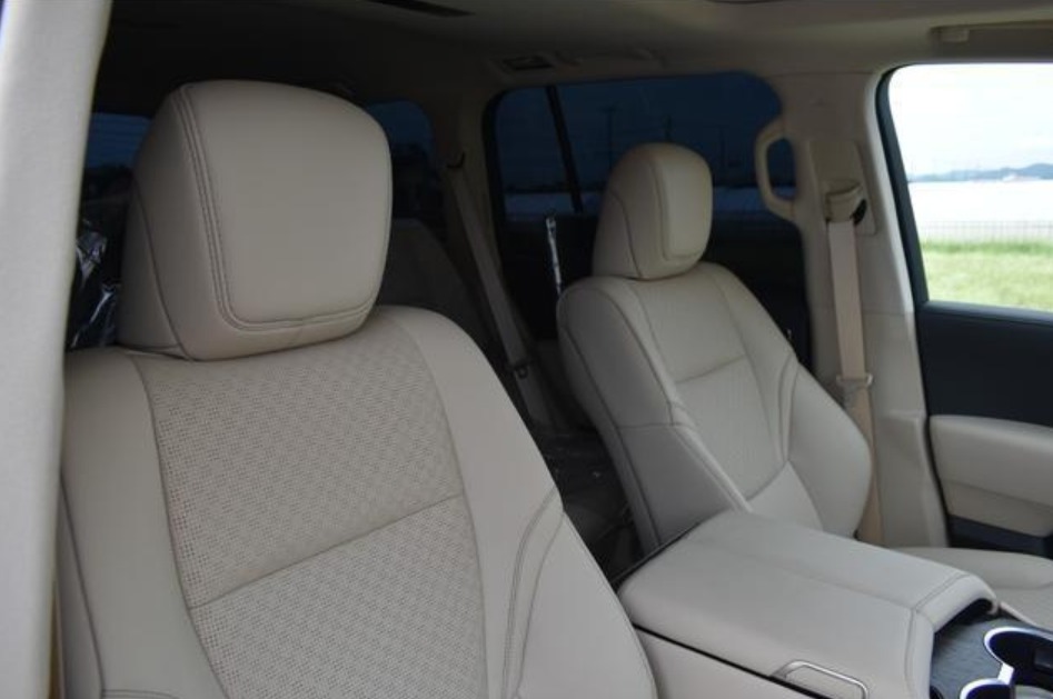 2023 Land Cruiser Wagon ZX — photo 2