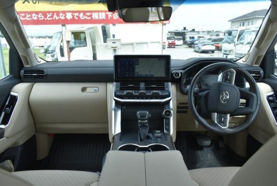 2023 Land Cruiser Wagon ZX — photo 3