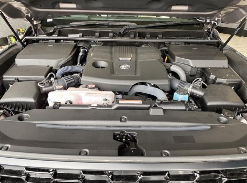 2025 Land Cruiser Wagon	ZX/ﾓﾃﾞﾘｽﾀｴｱﾛ/GRｸﾞﾘﾙ/ — photo 5