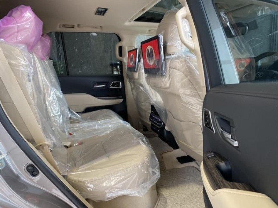 2025 Land Cruiser Wagon	ZX/ﾓﾃﾞﾘｽﾀｴｱﾛ/GRｸﾞﾘﾙ/ — photo 7