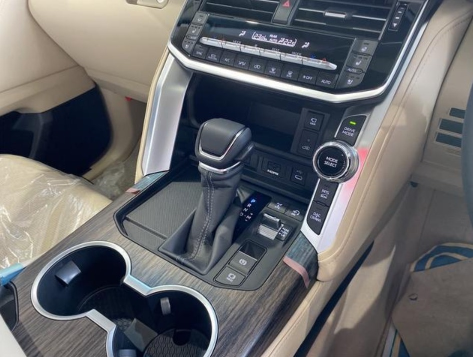 2025 Land Cruiser Wagon	ZX/ﾓﾃﾞﾘｽﾀｴｱﾛ/GRｸﾞﾘﾙ/ — photo 10