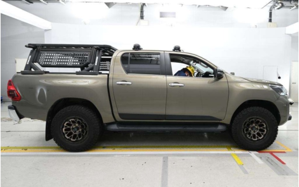 2023 Toyota Hilux Z 4WD — photo 9