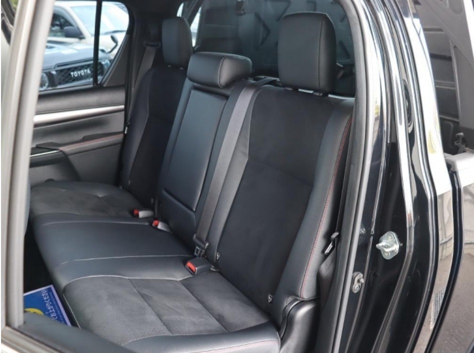 2023 Toyota Hilux 3DF-GUN125 — photo 7