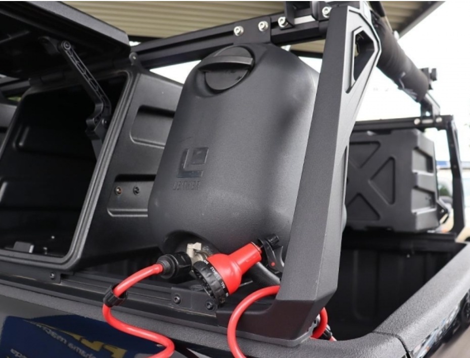 2023 Toyota Hilux 3DF-GUN125 — photo 9