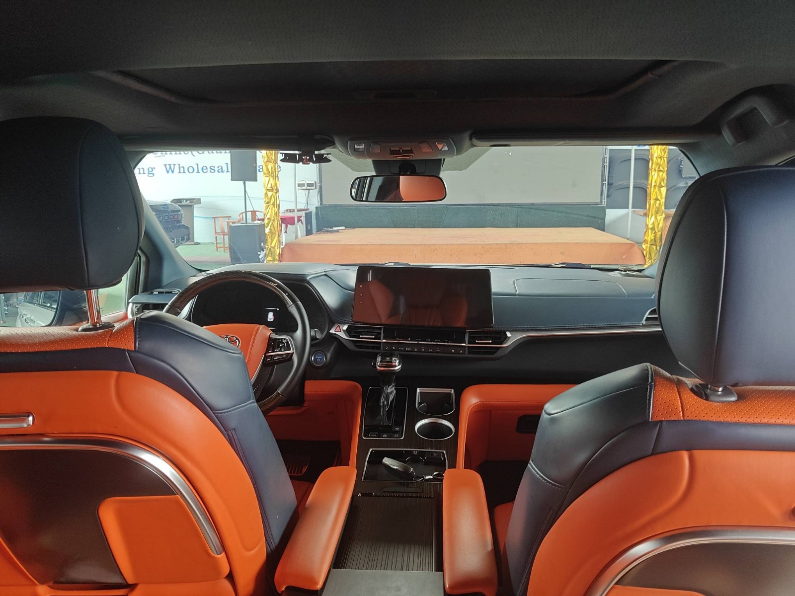2024 Toyota Sienna — photo 7