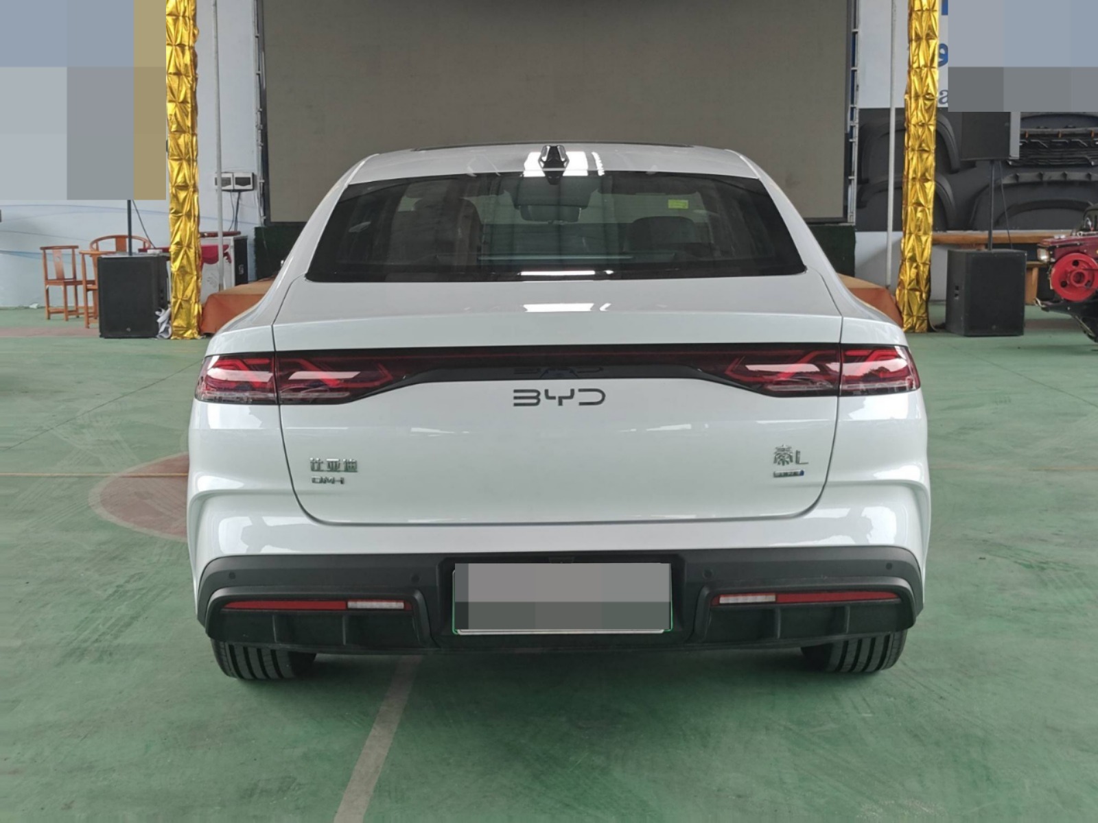 2025 BYD Qin L DM-i 120KM Intelligent Driving Edition — photo 3
