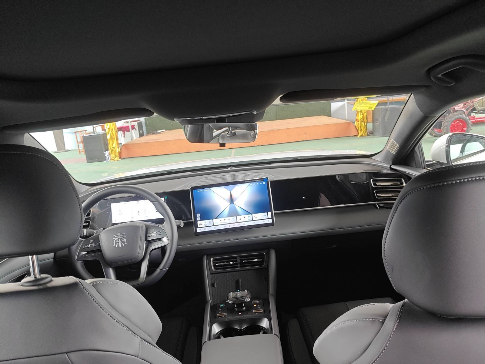 2025 BYD Qin L DM-i 120KM Intelligent Driving Edition — photo 5