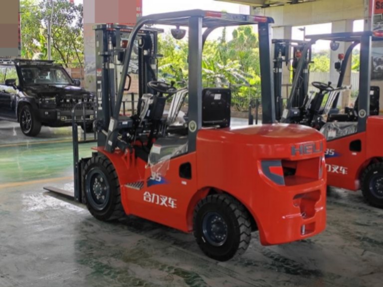 2026 HELI Forklift — photo 3