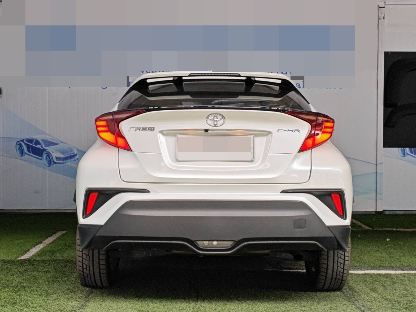 2022 Toyota C-HR — photo 6