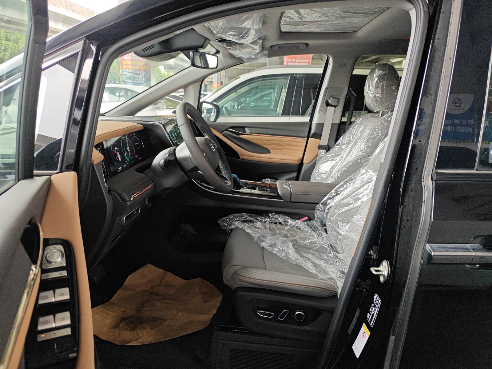 2025 GAC Trumpchi M8 International GT Edition — photo 2