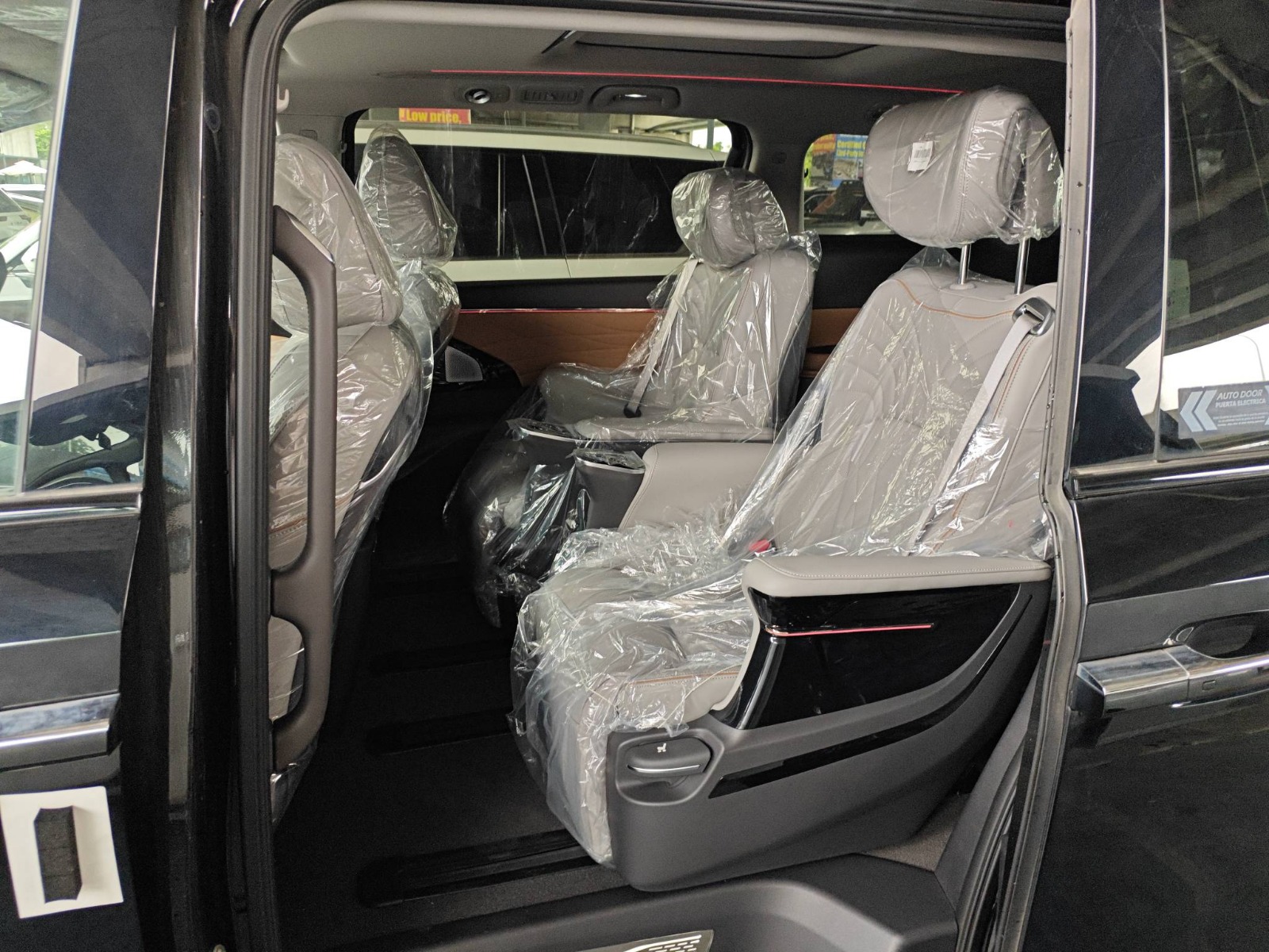 2025 GAC Trumpchi M8 International GT Edition — photo 3