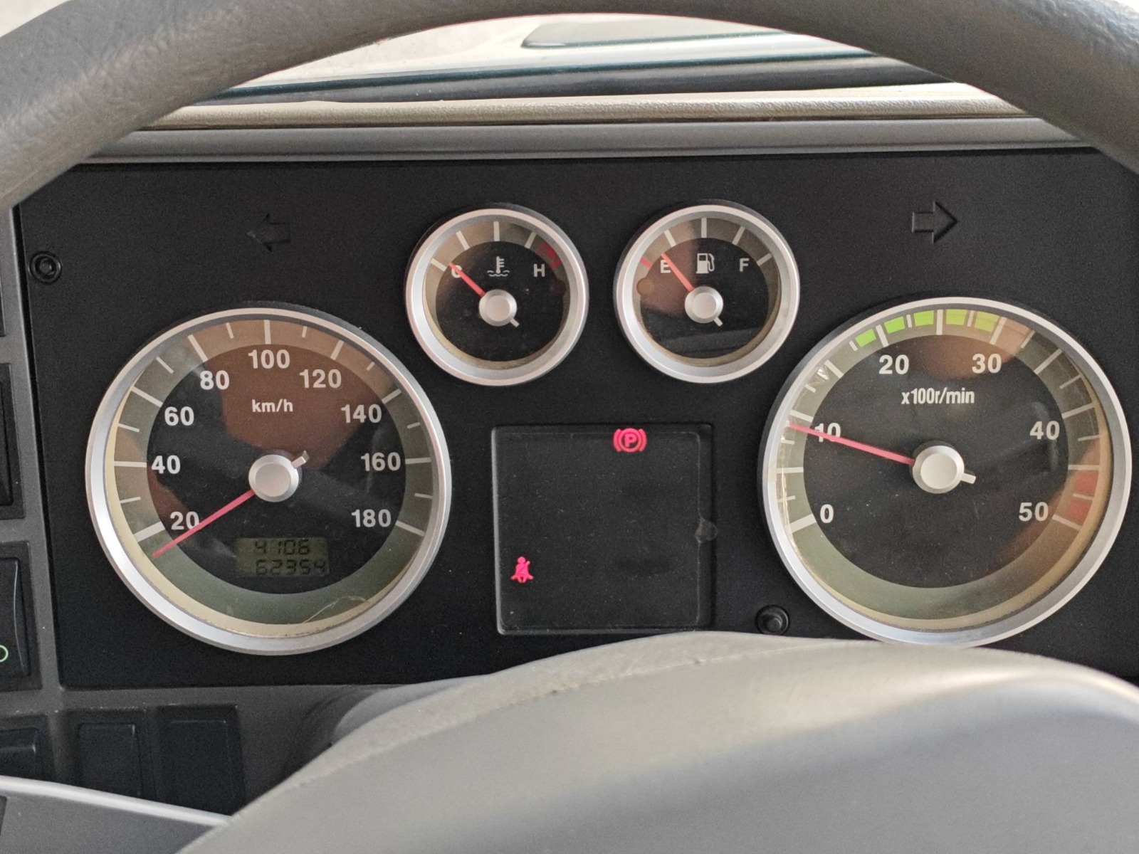 2012 Iveco Daily Minibus 2.8T Diesel — photo 7
