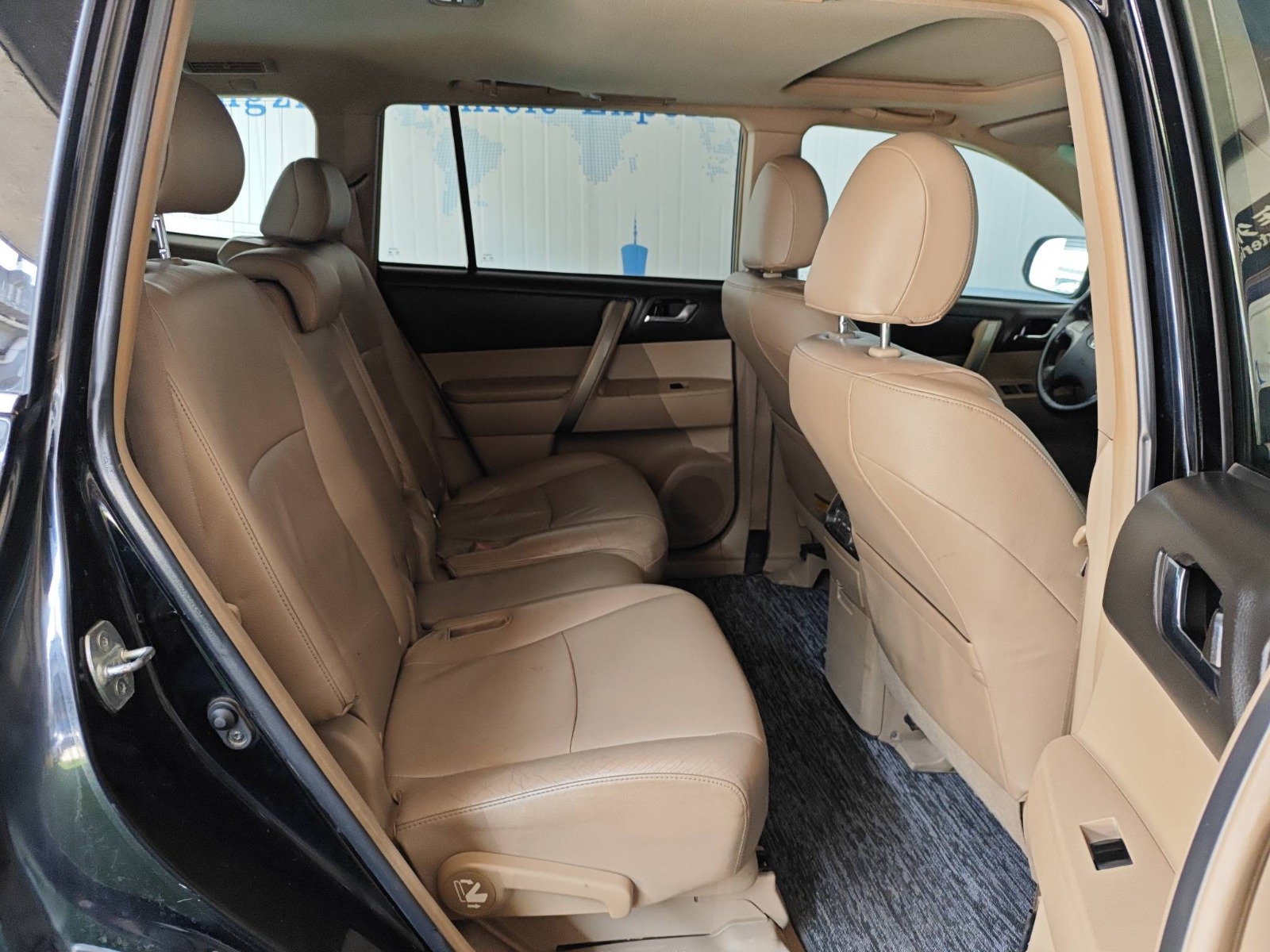 2012 Toyota Highlander — photo 7