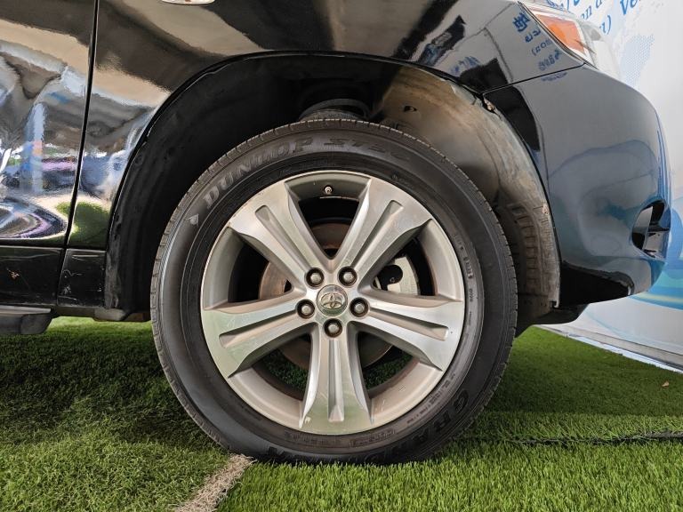 2012 Toyota Highlander — photo 12