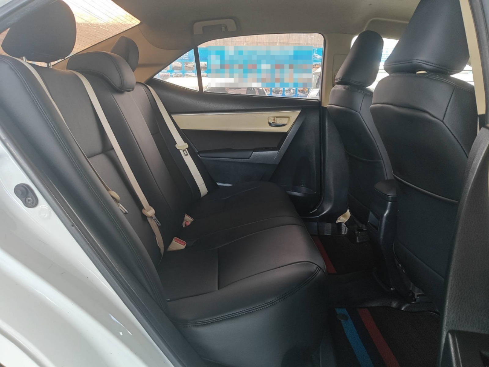 2018 Toyota Corolla 1.6L Automatic Gasoline — photo 13