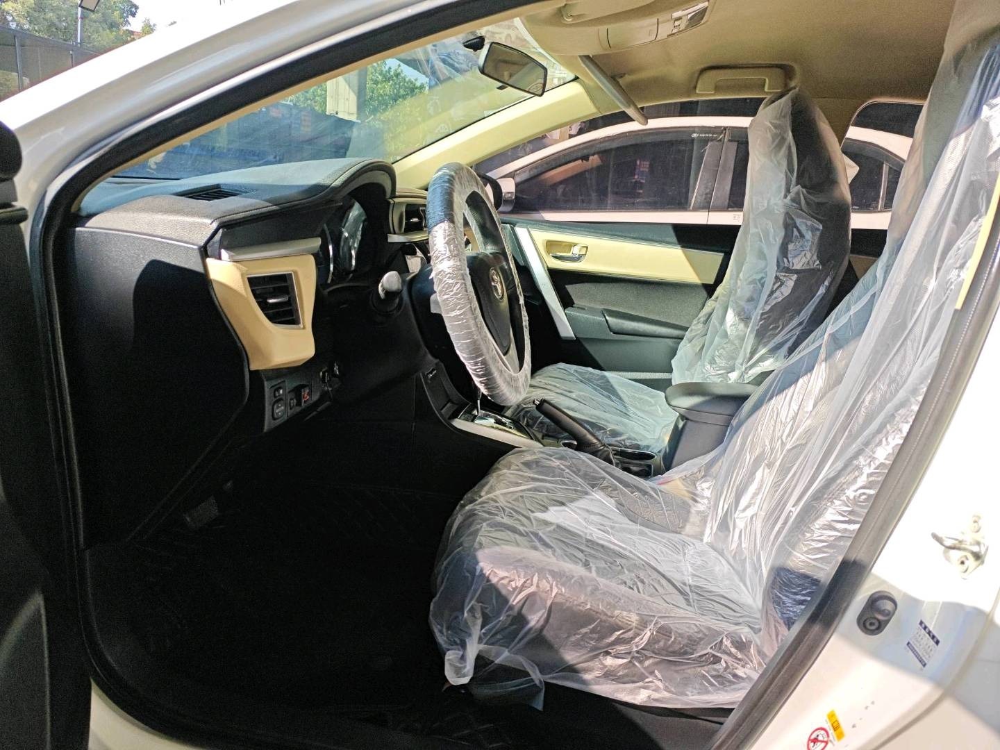 2018 Toyota Corolla 1.6L Automatic Gasoline — photo 2