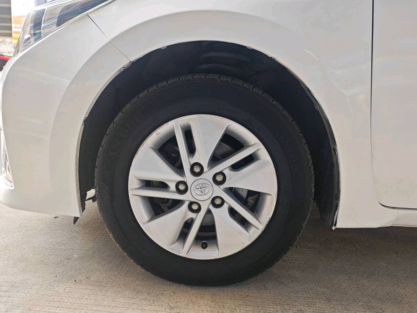 2018 Toyota Corolla 1.6L Automatic Gasoline — photo 9