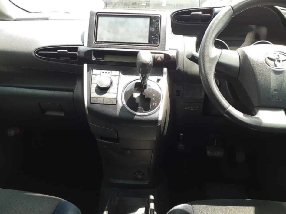 2009 Toyota Wish 1.8S — photo 3