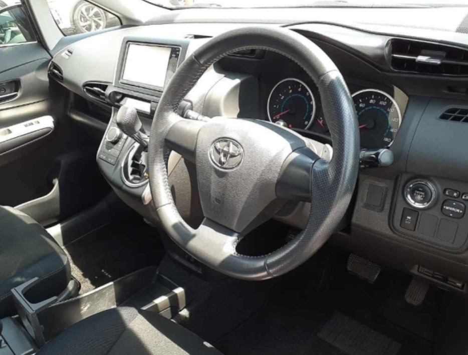 2009 Toyota Wish 1.8S — photo 5