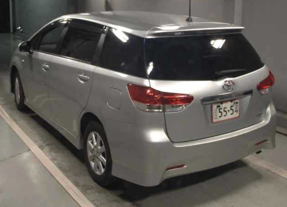 2009 Toyota Wish — photo 9