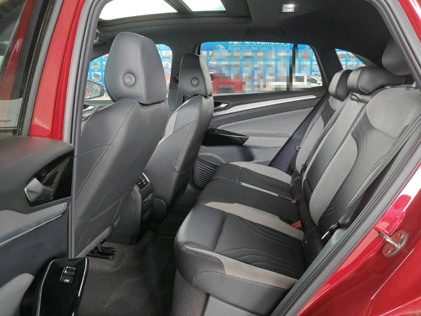 2021 Volkswagen ID.4 CROZZ — photo 3
