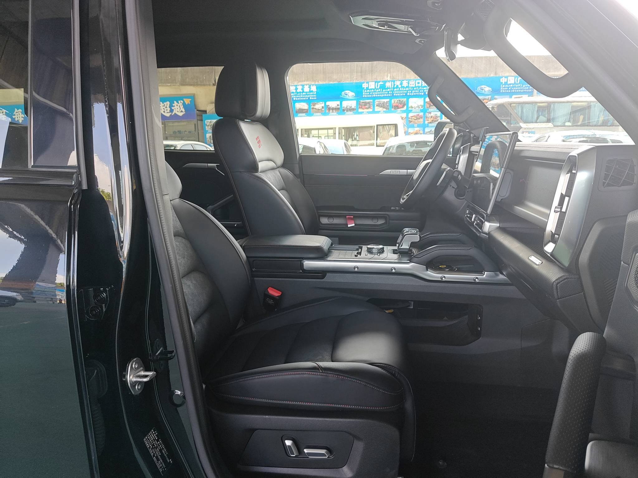 2025 Jetour Traveler — photo 6