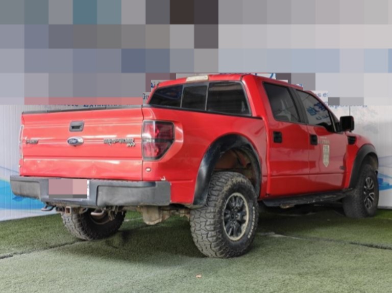 2012 Ford F-150 Raptor — photo 11