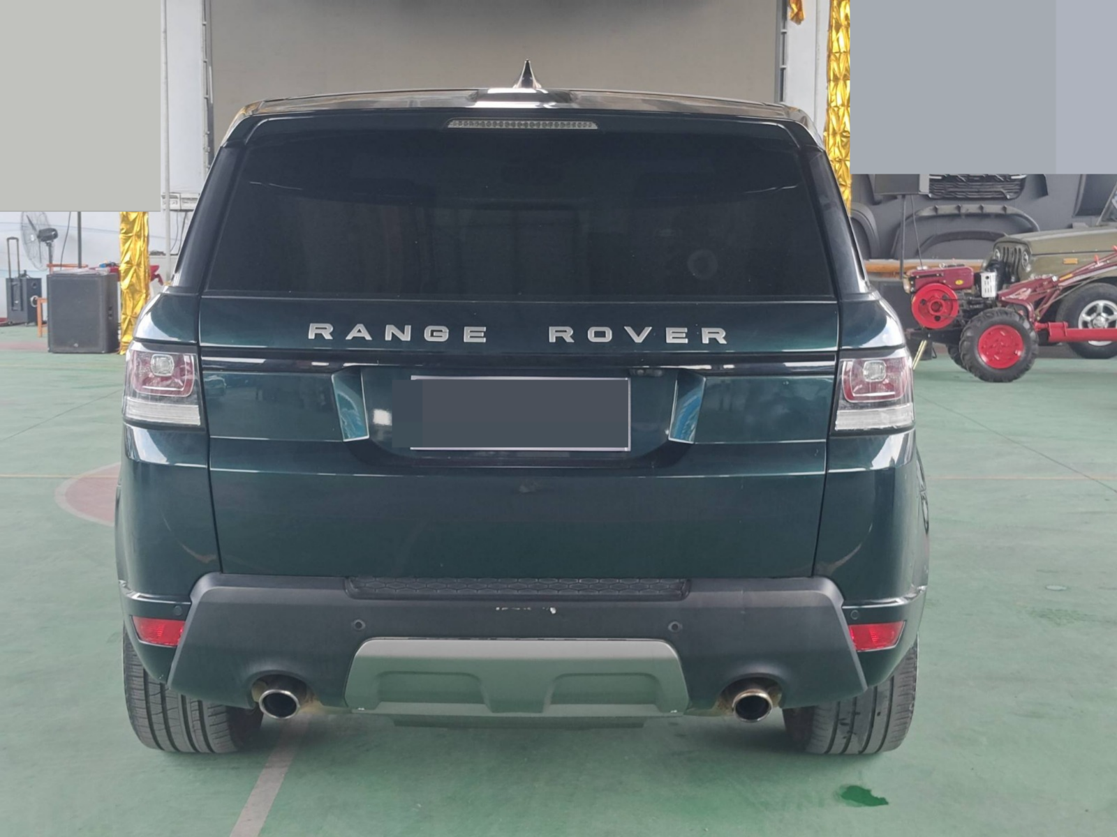 2017 Land Rover Range Rover Sport — photo 12