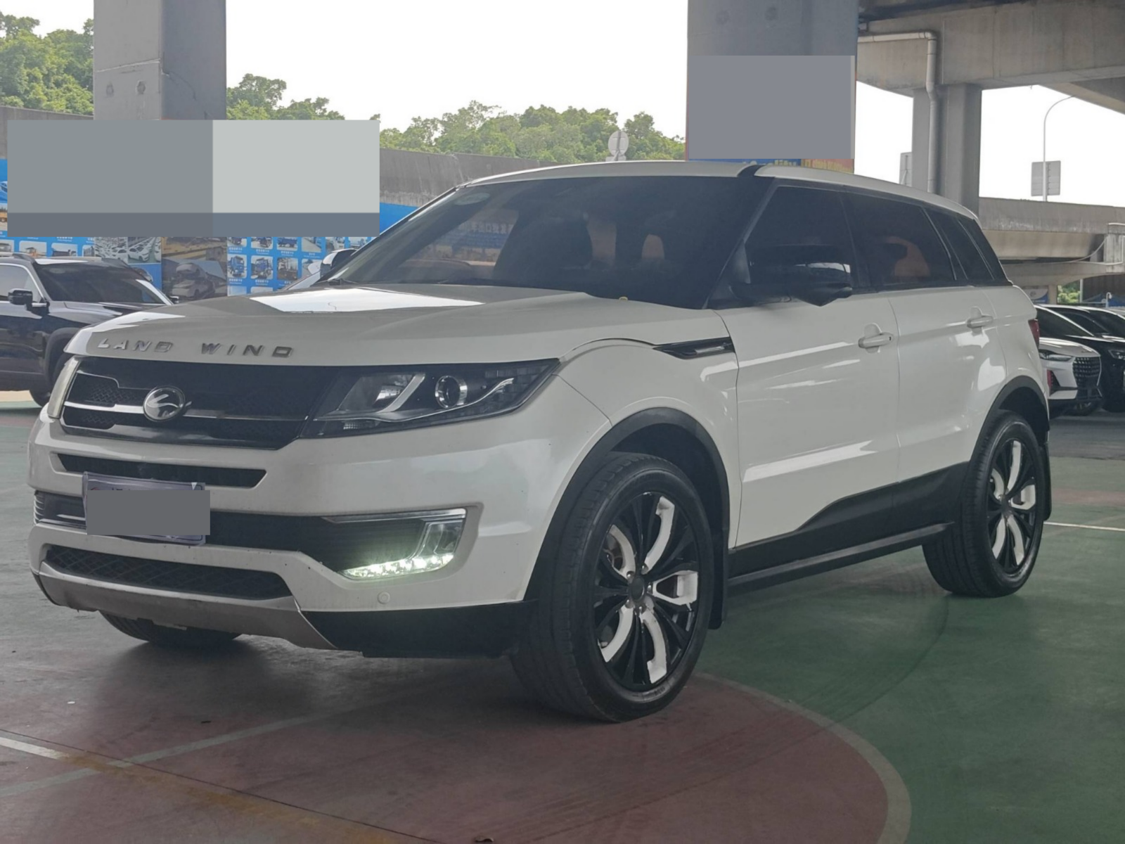 2017 Landwind X7