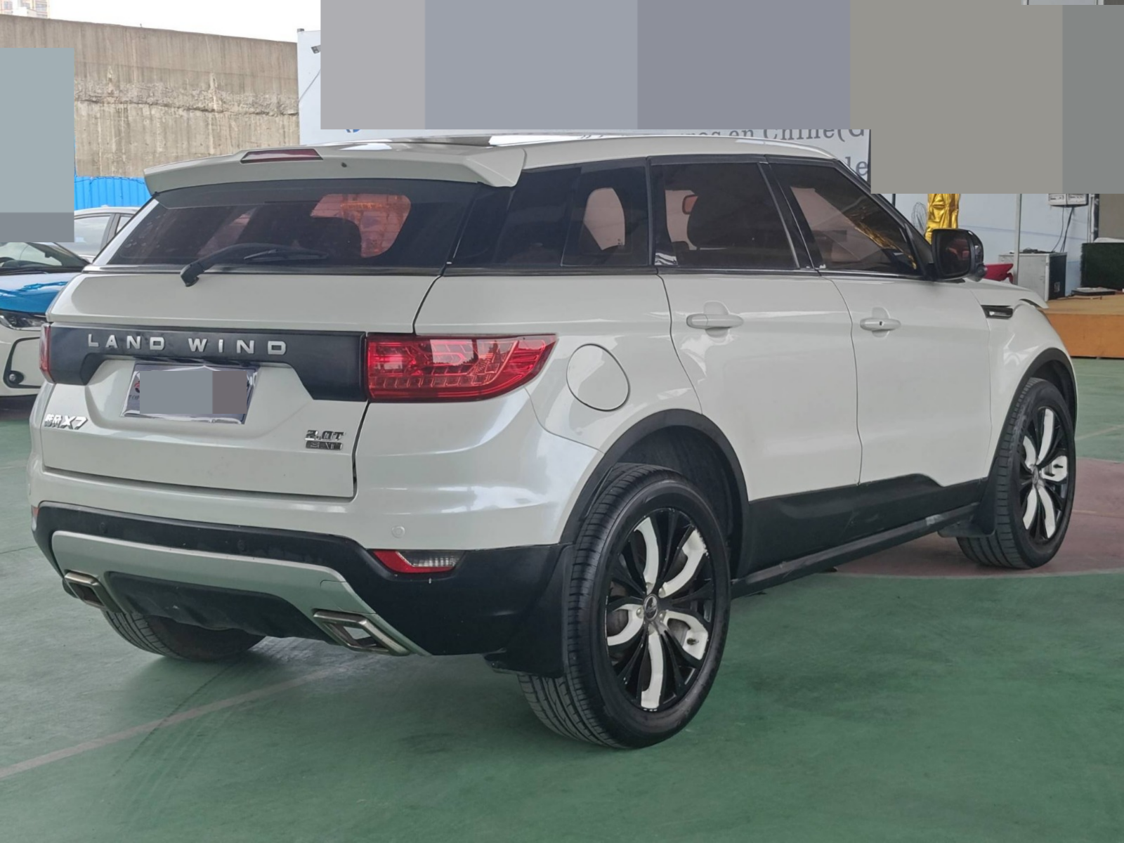 2017 Landwind X7 — photo 12