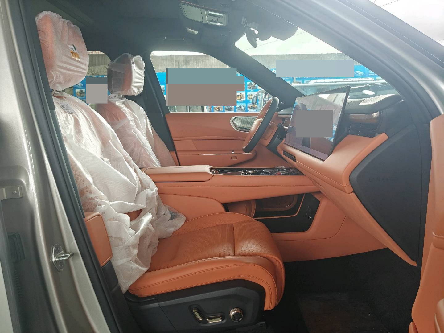 2025 Lynk And Co 900 2.0T Ultra 280KM 6-Seater — photo 9