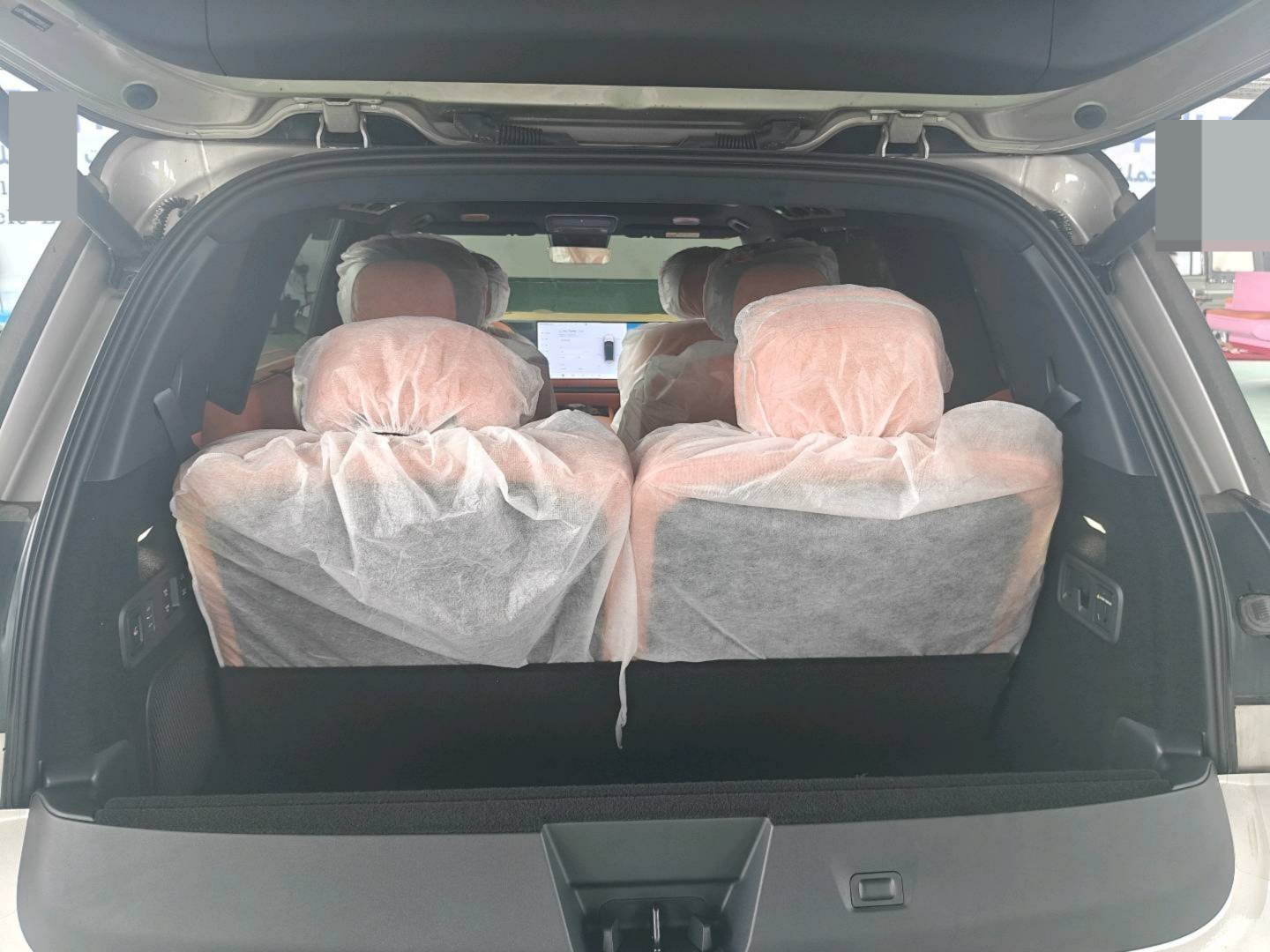 2025 Lynk And Co 900 2.0T Ultra 280KM 6-Seater — photo 15