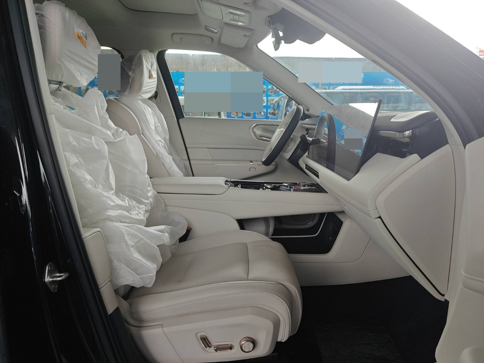 2026 Lynk And Co 900 2.0T Ultra 280KM 6-Seater — photo 7
