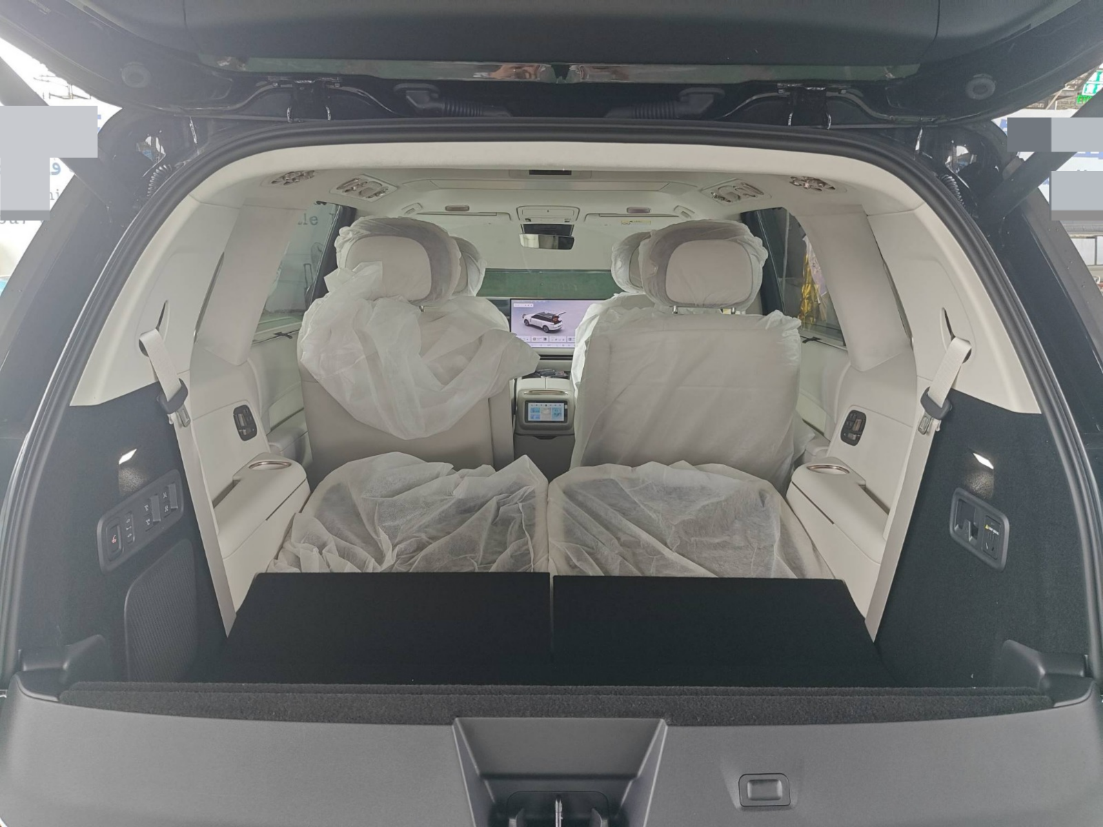 2026 Lynk And Co 900 2.0T Ultra 280KM 6-Seater — photo 9