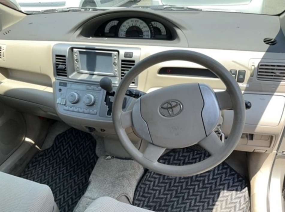 2003 Toyota Raum G Package  NCZ20-0016163 — photo 5