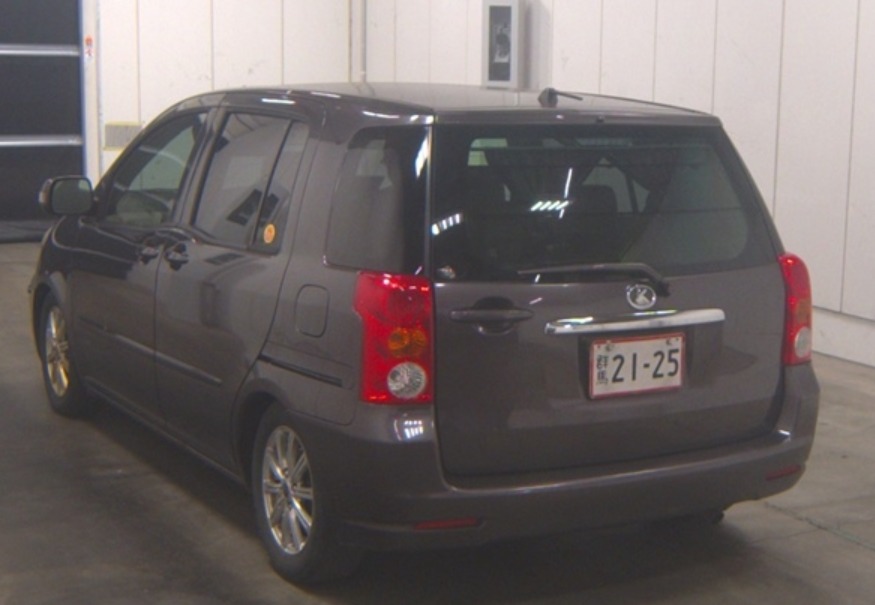 2003 Toyota Raum G Package  NCZ20-0016163 — photo 9