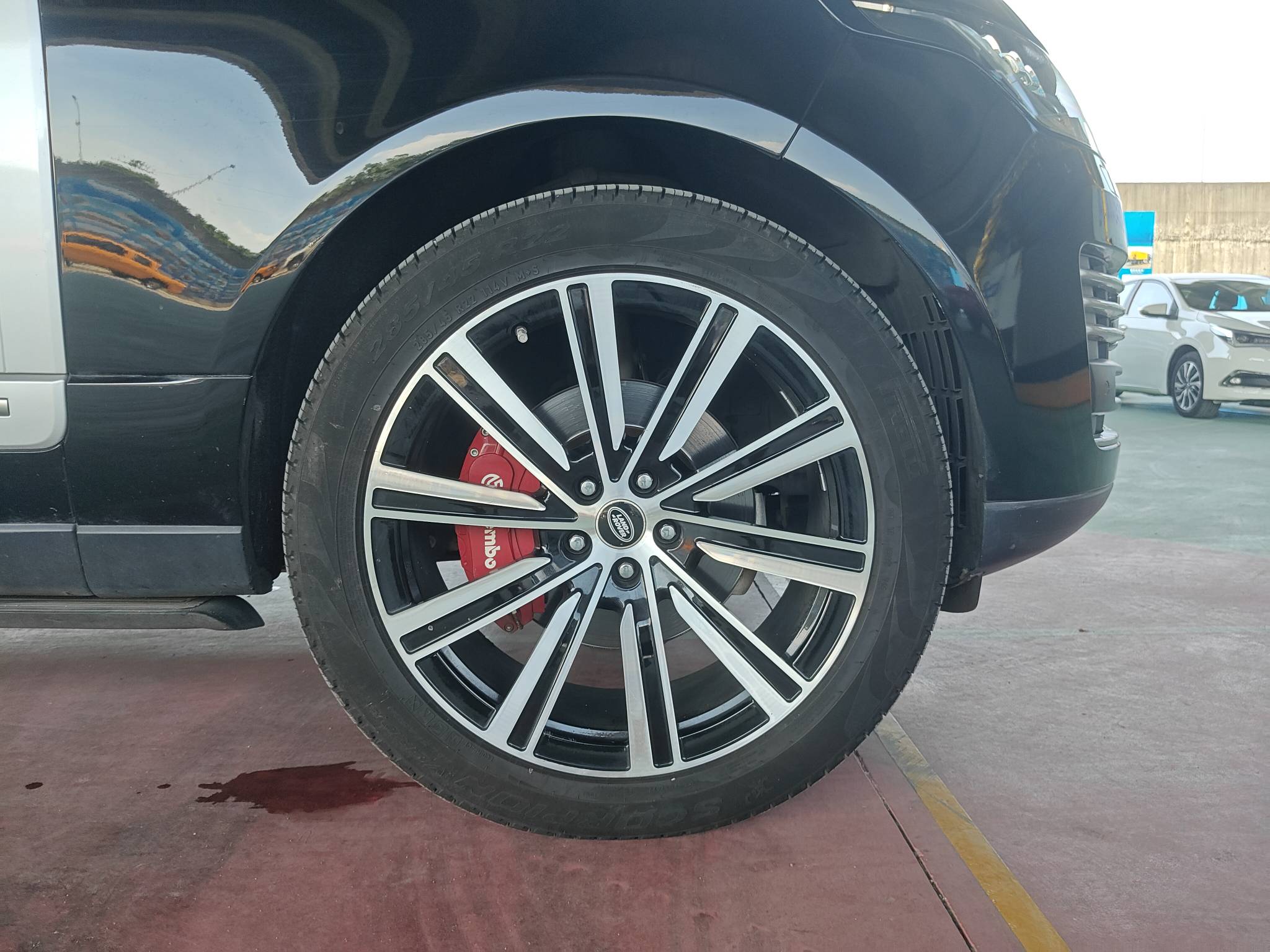 2022 Land Rover Range Rover LWB Autobiography — photo 3