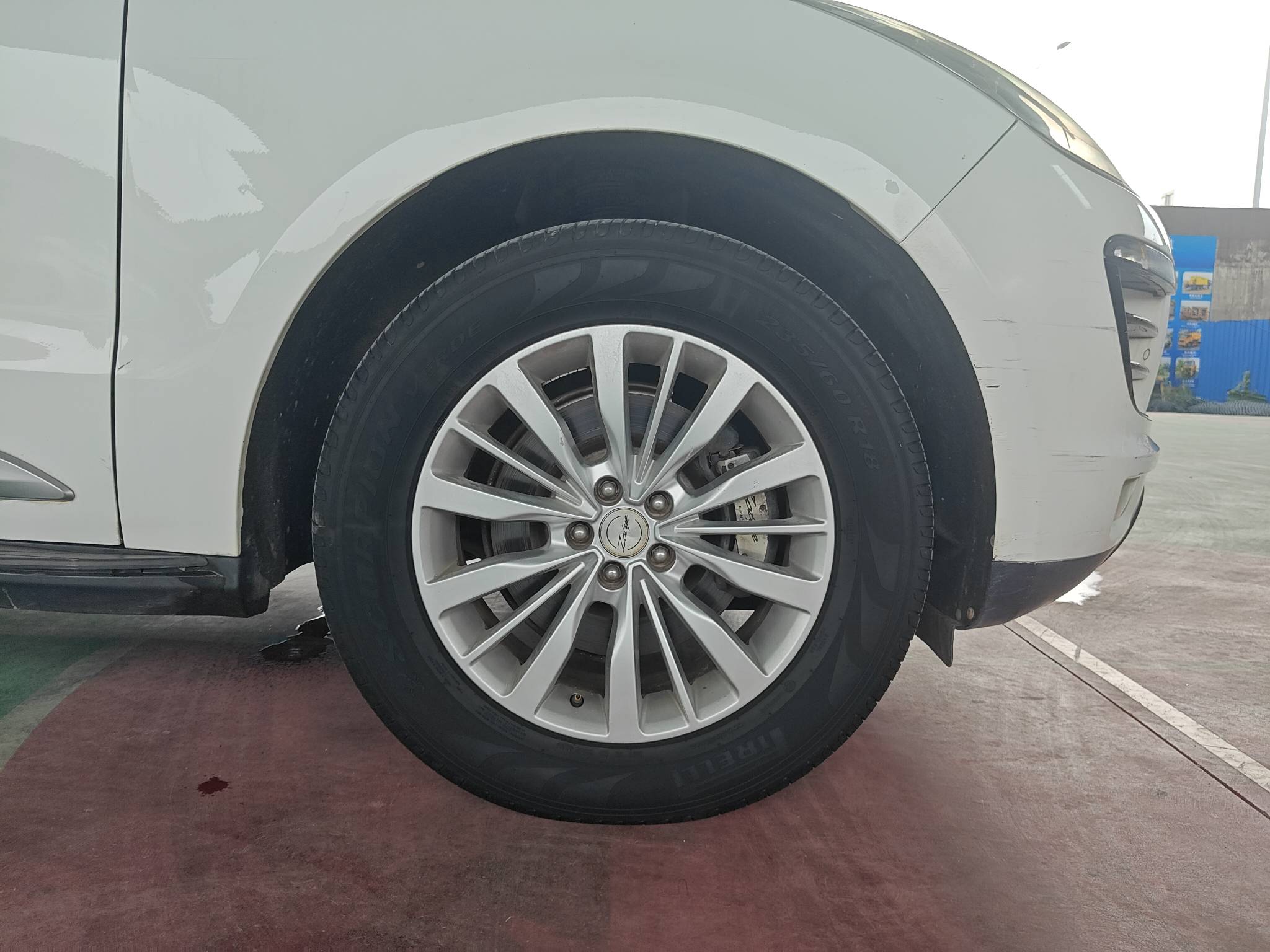 2017 Zotye SR9 Deformation Edition — photo 14