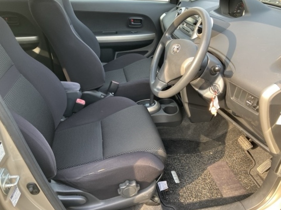 2003 Toyota Ist NCP65-0016756 — photo 8