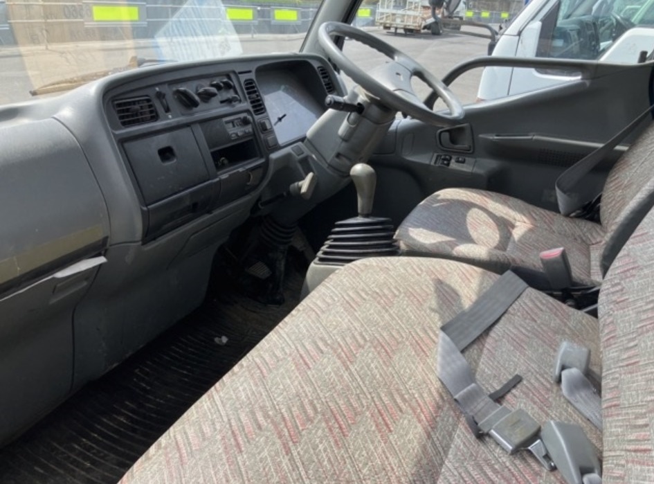 1996 Mitsubishi Canter FE517BC-520327 — photo 7