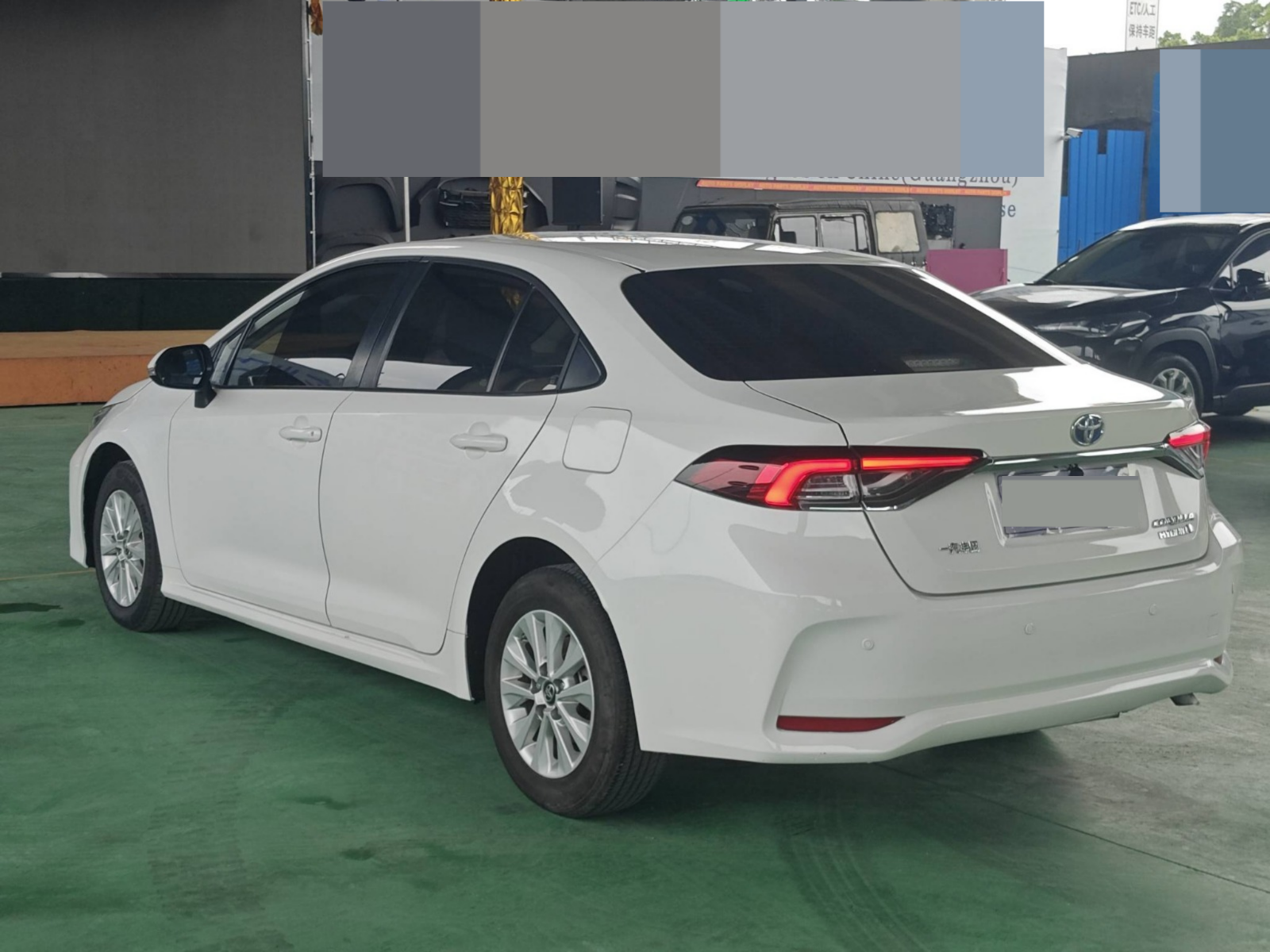 2023 Toyota Corolla Hybrid — photo 8