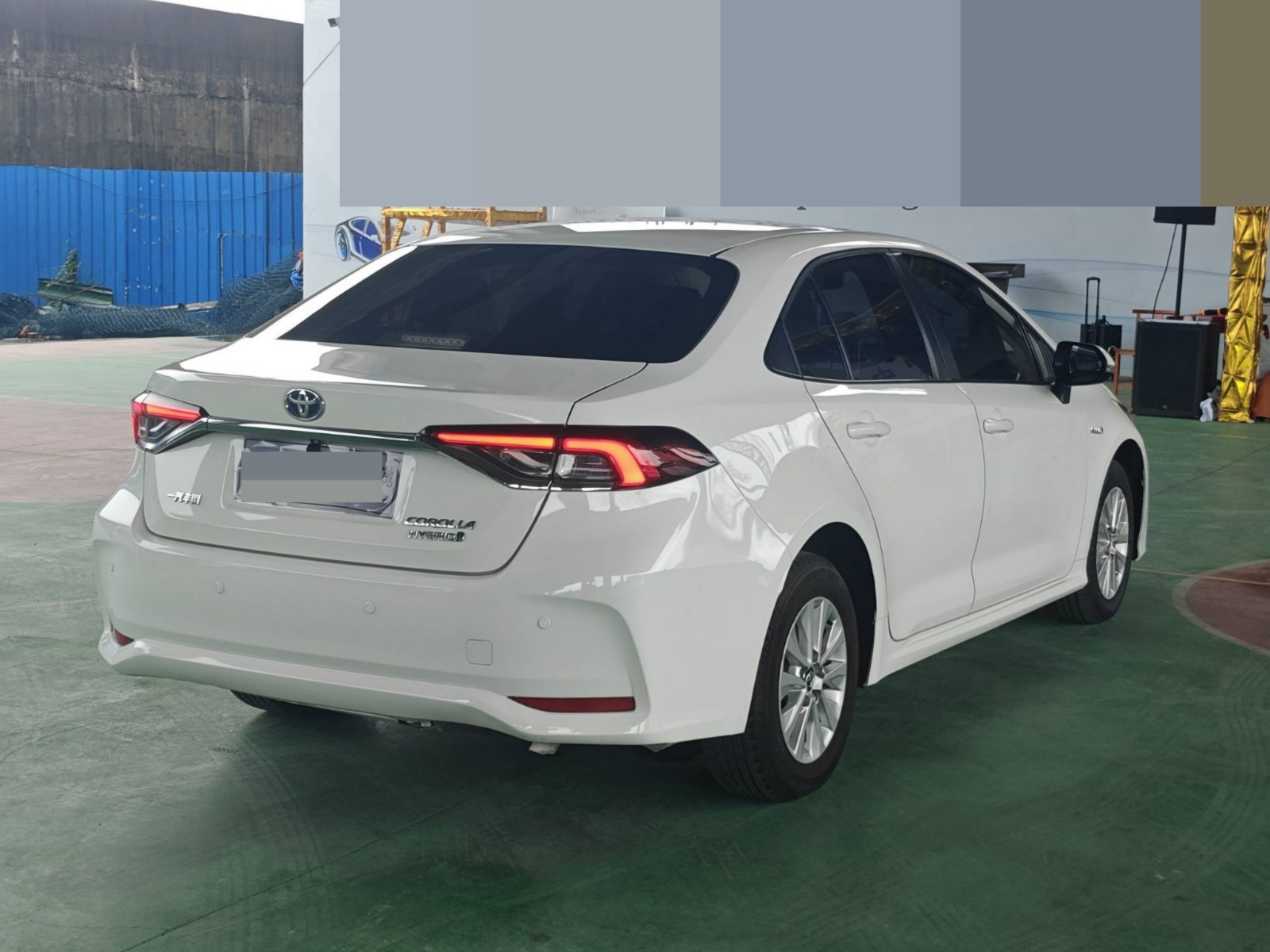 2023 Toyota Corolla Hybrid — photo 10