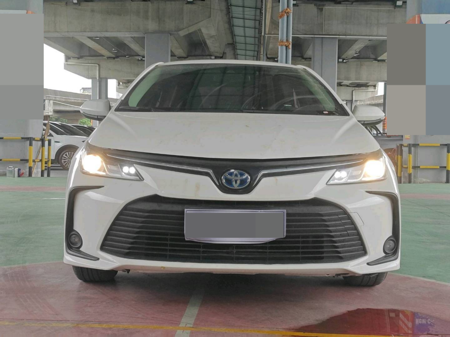 2023 Toyota Corolla Hybrid — photo 2