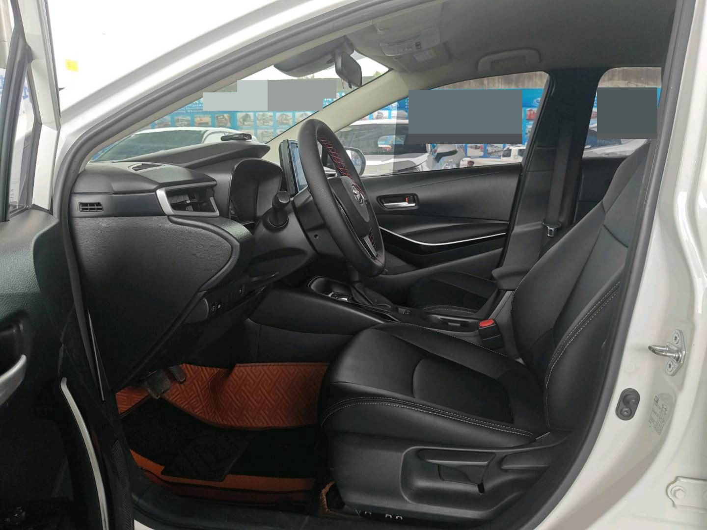 2023 Toyota Corolla Hybrid — photo 4