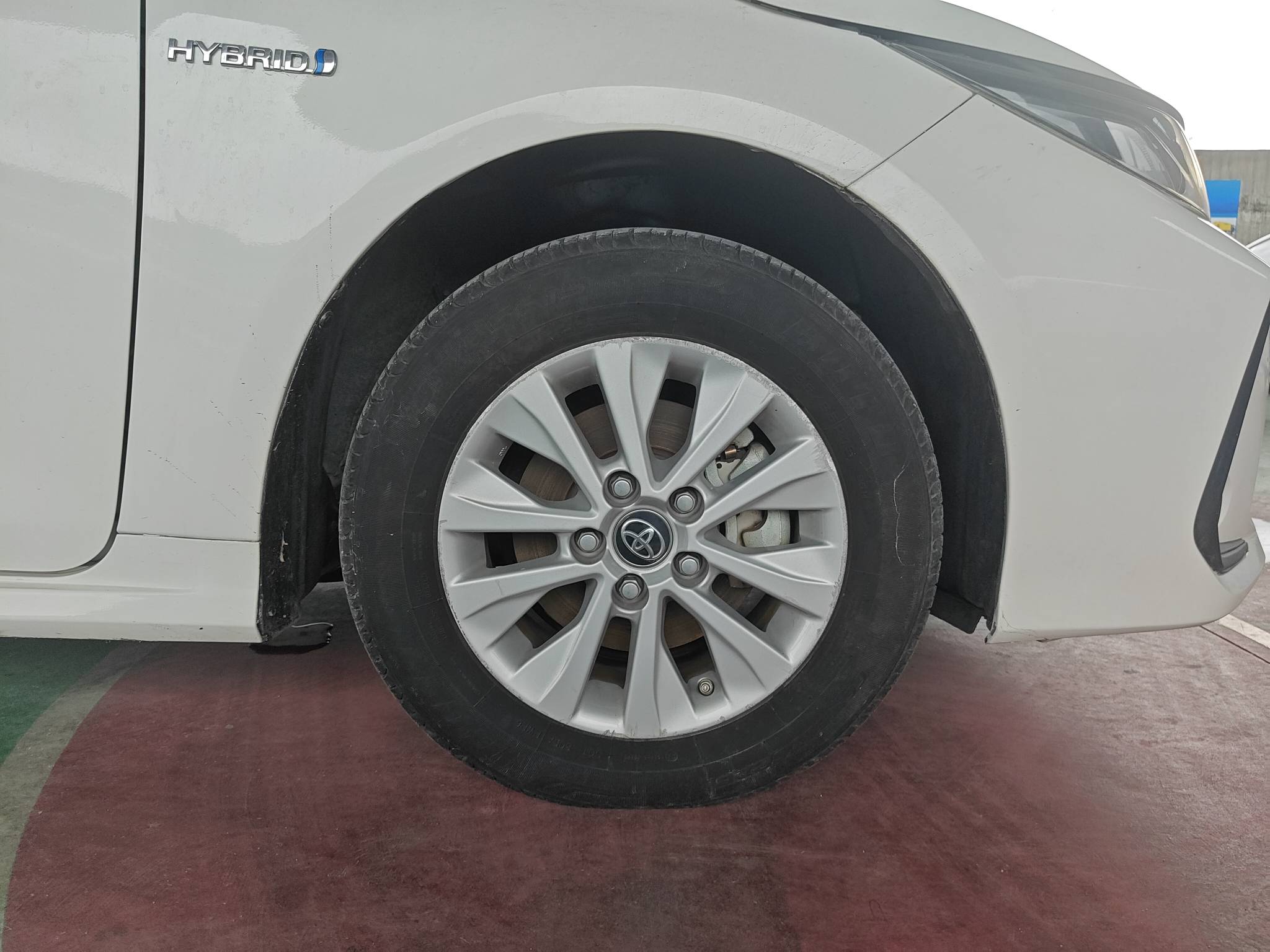 2023 Toyota Corolla Hybrid — photo 4